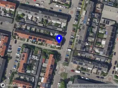 Ambulance met grote spoed naar de Nachtegaalstraat in Bleskensgraaf