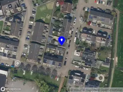 Ambulance met gepaste spoed naar de M. Trappenburgstraat in Noordeloos