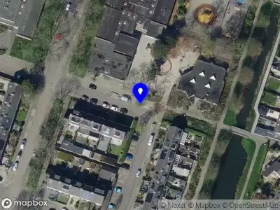 Ambulance met gepaste spoed naar de Marsmanstraat in Ridderkerk