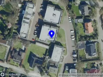 Brandweer met grote spoed naar de Waterkwartier in Helvoirt vanwege een liftopsluiting