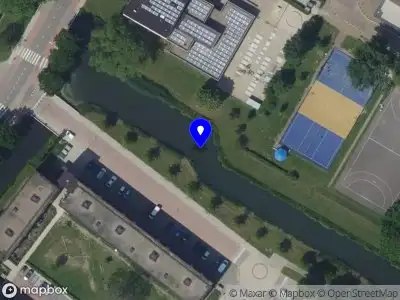 Brandweer met gepaste spoed naar de Randwijk in Papendrecht