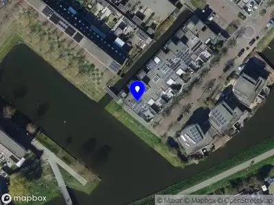 Ambulance met grote spoed naar de Poldersmeetlaan in Zuidland