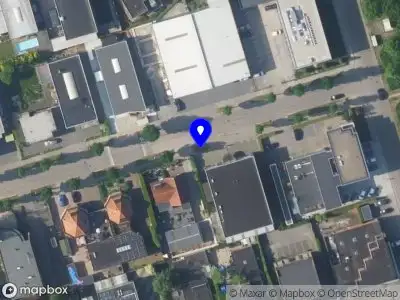 112 melding Brandweer met gepaste spoed naar de Planetenveld in Zeewolde vanwege een liftopsluiting