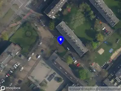 Ambulance met grote spoed naar de Mr D. Fockstraat in Rijswijk