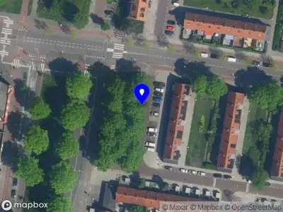 Brandweer met grote spoed naar de Jacob Tilstraat in Amsterdam vanwege een buitenbrand