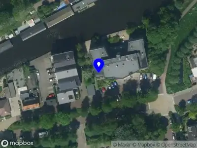 Ambulance met gepaste spoed naar de Joke Smithof in Purmerend