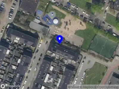 Ambulance met grote spoed naar de Oudenhoornstraat in Rotterdam