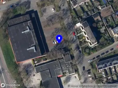 Brandweer naar de Veldspaatstraat in Groningen vanwege afgaan automatisch brandalarm