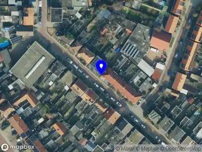 Politie naar de Anjelierstraat in Almelo vanwege aanrijding met letsel