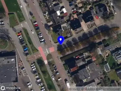 Brandweer met grote spoed naar de Oosterparkstraat in Oosterpark vanwege voertuigbrand