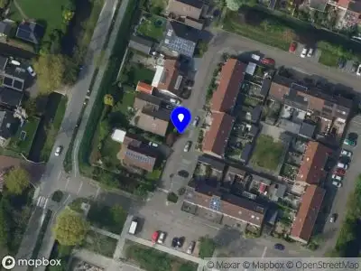 Ambulance met grote spoed naar de Akker in Stompetoren
