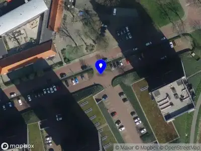 Brandweer met gepaste spoed naar de Dirk Hartogstraat in Breda vanwege voertuigbrand