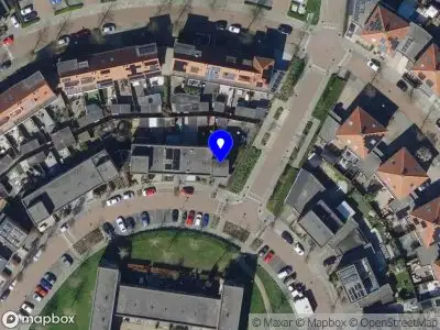 Ambulance met grote spoed naar de Heuvelsteijn in Rhoon