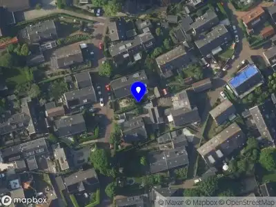 Brandweer met gepaste spoed naar de Trompstraat in Huizen