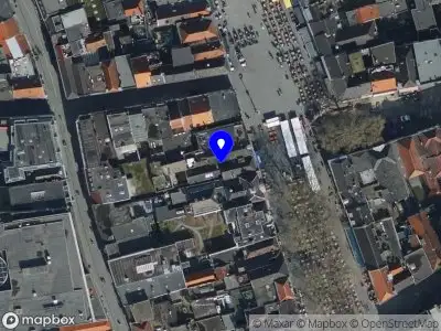 Brandweer met grote spoed naar de Veemarktstraat in Breda vanwege gebouwbrand