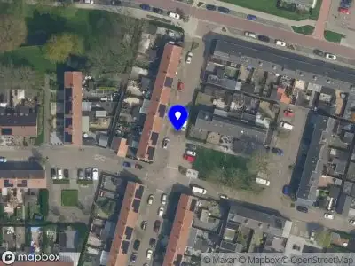 Brandweer met grote spoed naar de Johan Wolfertstraat in Vianen vanwege een buitenbrand