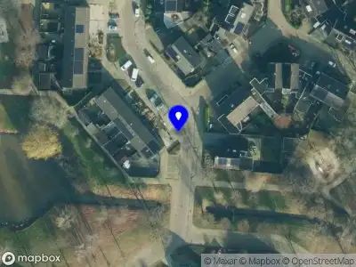 Brandweer met grote spoed naar de Louis Saalbornstraat in Hengelo vanwege gebouwbrand