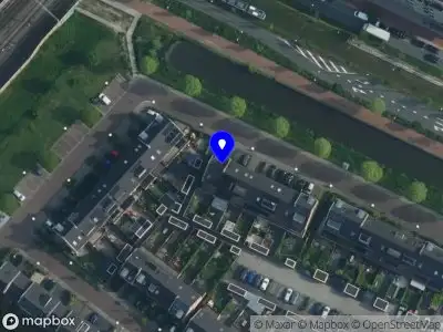 Politie met grote spoed naar de Mariënburg in Diemen vanwege ongeval met letsel