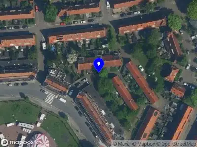 Politie naar de Purmerhof in Amsterdam