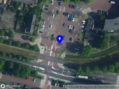 Brandweer met grote spoed naar de Dr. Willem Dreesweg in Amstelveen