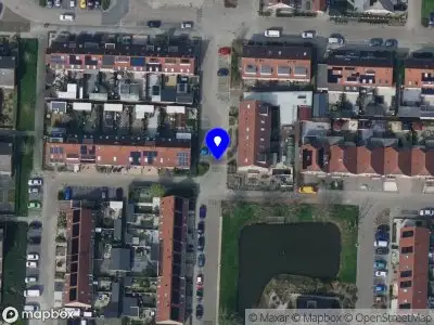 Ambulance met grote spoed naar de Kwartelstraat in Numansdorp