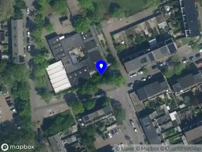 Ambulance met grote spoed naar de Emilie Knappertstraat in Haarlem