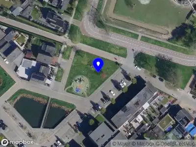 Brandweer met gepaste spoed naar de Kardeel in Raamsdonksveer