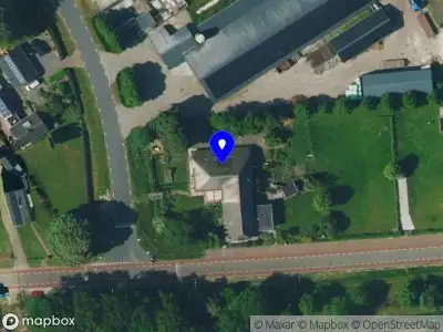 112 melding Politie naar de Stobbeplasweg in Lutten vanwege voertuigen te water