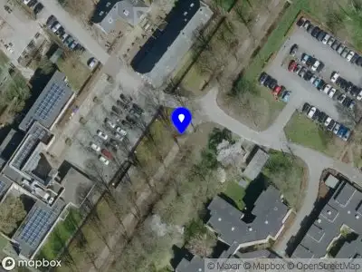 Politie naar de Dr. Poletlaan in Eindhoven vanwege ongeval met letsel