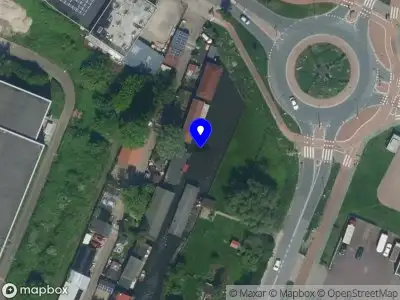 Ambulance en brandweer met grote spoed naar de Ringvaart in Beverwijk