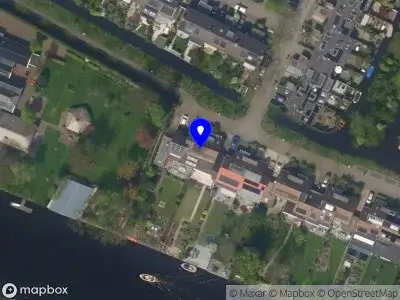 Ambulance met gepaste spoed naar de Willem Pijperlaan in Oegstgeest