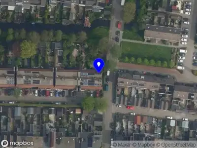 Brandweer met grote spoed naar de Boezemweg in Waddinxveen vanwege afhijsen patient