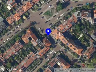 Ambulance met gepaste spoed naar de Van Deventerplein in Voorburg