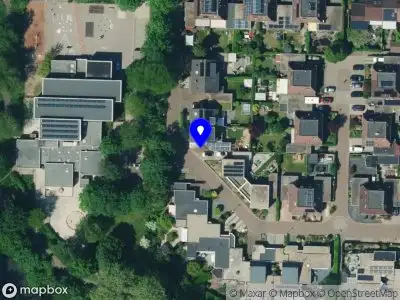 Politie naar de Smeltersdonk in Apeldoorn vanwege voertuigen te water