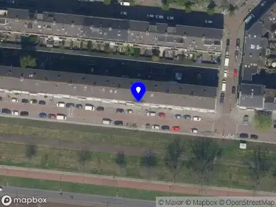 Ambulance met gepaste spoed naar de Schiedamseweg Beneden in Rotterdam