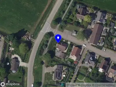 Ambulance met grote spoed naar de Beemdweg in Hoogblokland