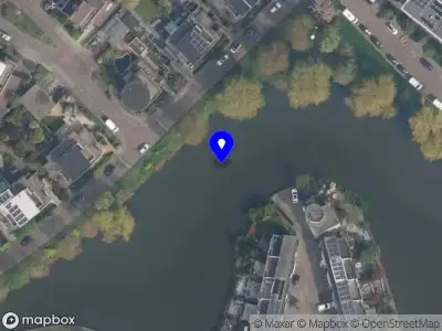 Brandweer met gepaste spoed naar de Rembrandtlaan in Bergschenhoek