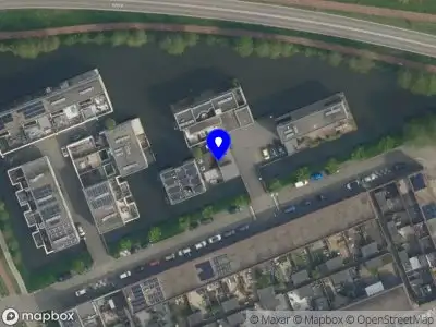 Brandweer met grote spoed naar de Marinus Volwerkstraat in IJsselstein vanwege voertuigbrand