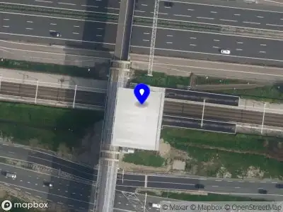 Politie met grote spoed naar de Nelson Mandelabrug in Zoetermeer vanwege ongeval met letsel