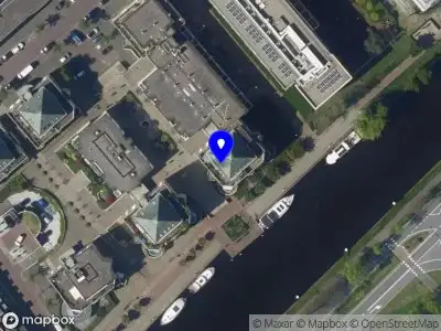 Ambulance met gepaste spoed naar de Oude Haven in Voorburg