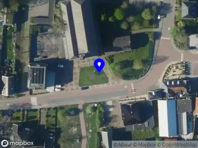 Ambulance met grote spoed naar de Westeinde in Venhuizen