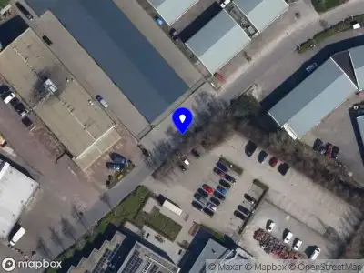 Brandweer met grote spoed naar de Uithof in Dokkum vanwege voertuigbrand