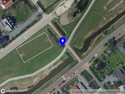 Politie naar de Fonteinkruid in Hendrik-Ido-Ambacht vanwege voertuigen te water