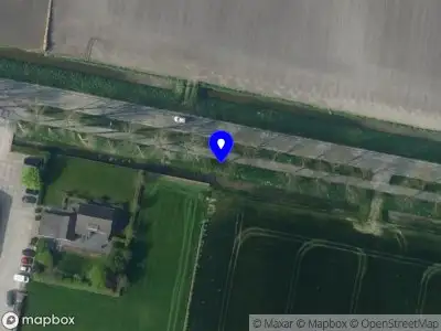 Brandweer met grote spoed naar de De Leet in Ursem