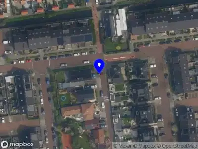 Ambulance met gepaste spoed naar de Castrumstraat in Naaldwijk