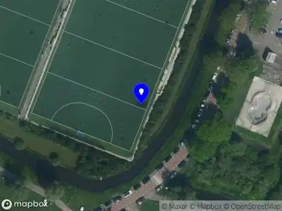 Brandweer met gepaste spoed naar de Vikingpad in Amsterdam