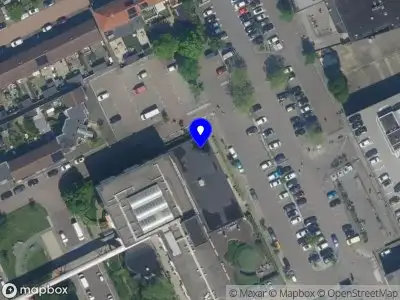 Ambulance met gepaste spoed naar de Behouden Haven in Zaandam