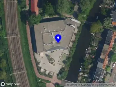 Brandweer met gepaste spoed naar de Sterrenpad in Haarlem vanwege een buitenbrand