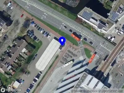 Ambulance met gepaste spoed naar de Ruwaard van Puttenweg in Spijkenisse