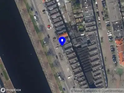 112 melding Ambulance met gepaste spoed naar de Aelbrechtskade in Rotterdam